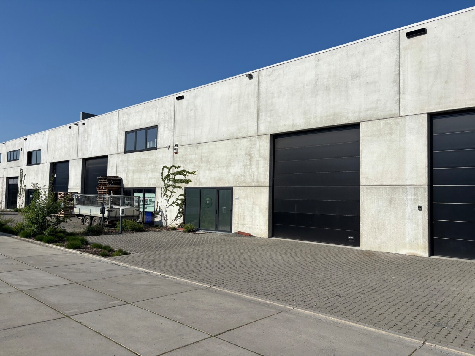 KMO unit Bedrijvenstraat  5 2235 Hulshout 79222995