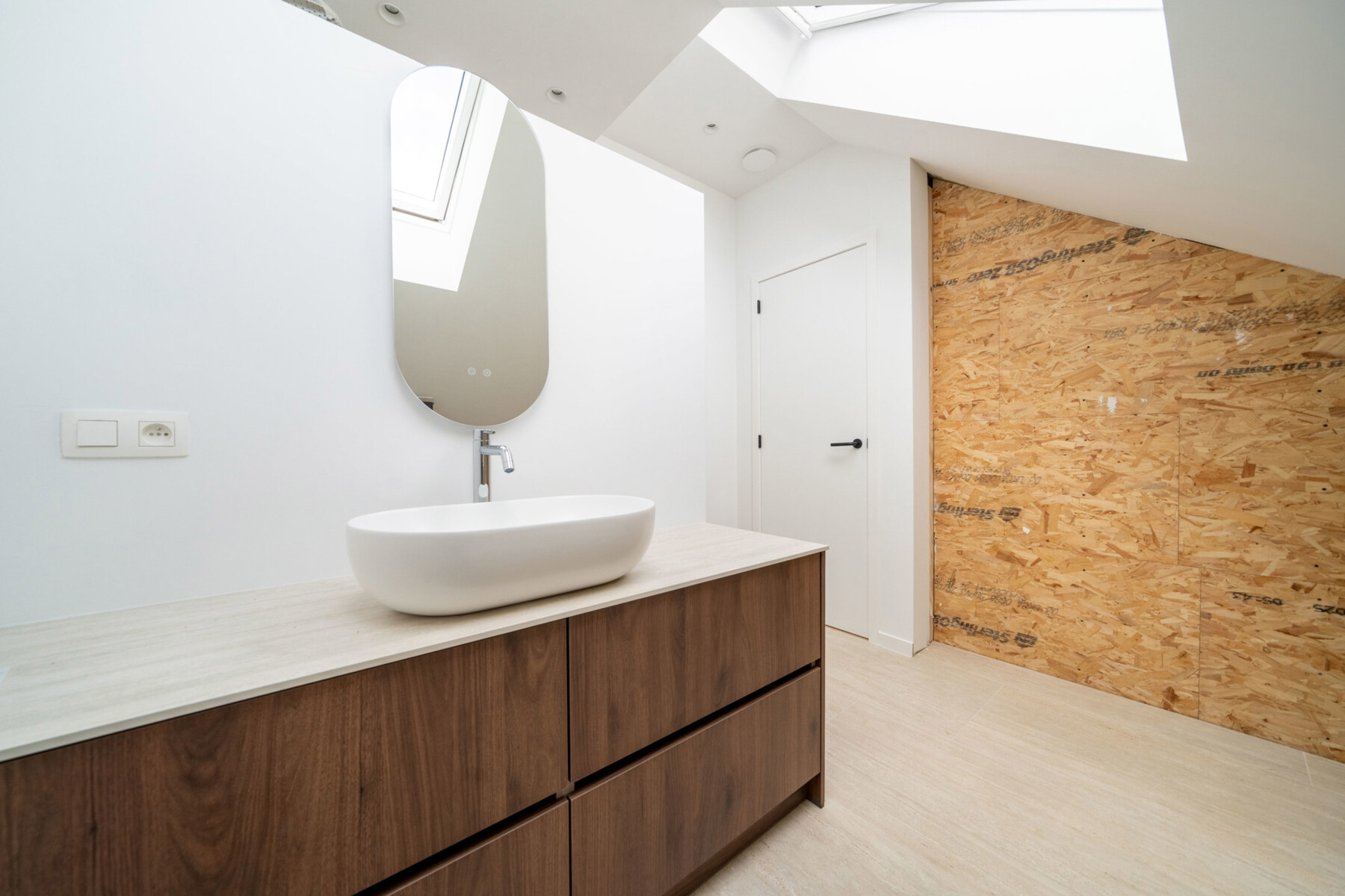 Hoogwaardig afgewerkte vernieuwbouwwoning in rustig straatje Moerbergstraat 7 2235 Hulshout 80464089