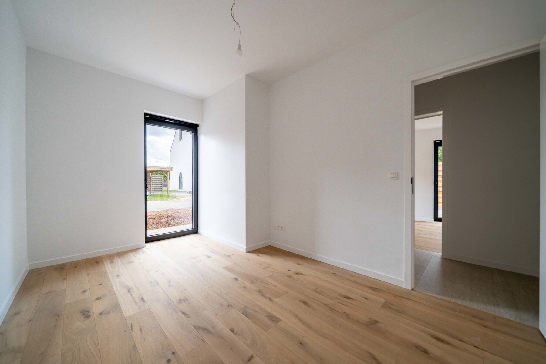 Hoogwaardig afgewerkte vernieuwbouwwoning in rustig straatje Moerbergstraat 7 2235 Hulshout 80464150