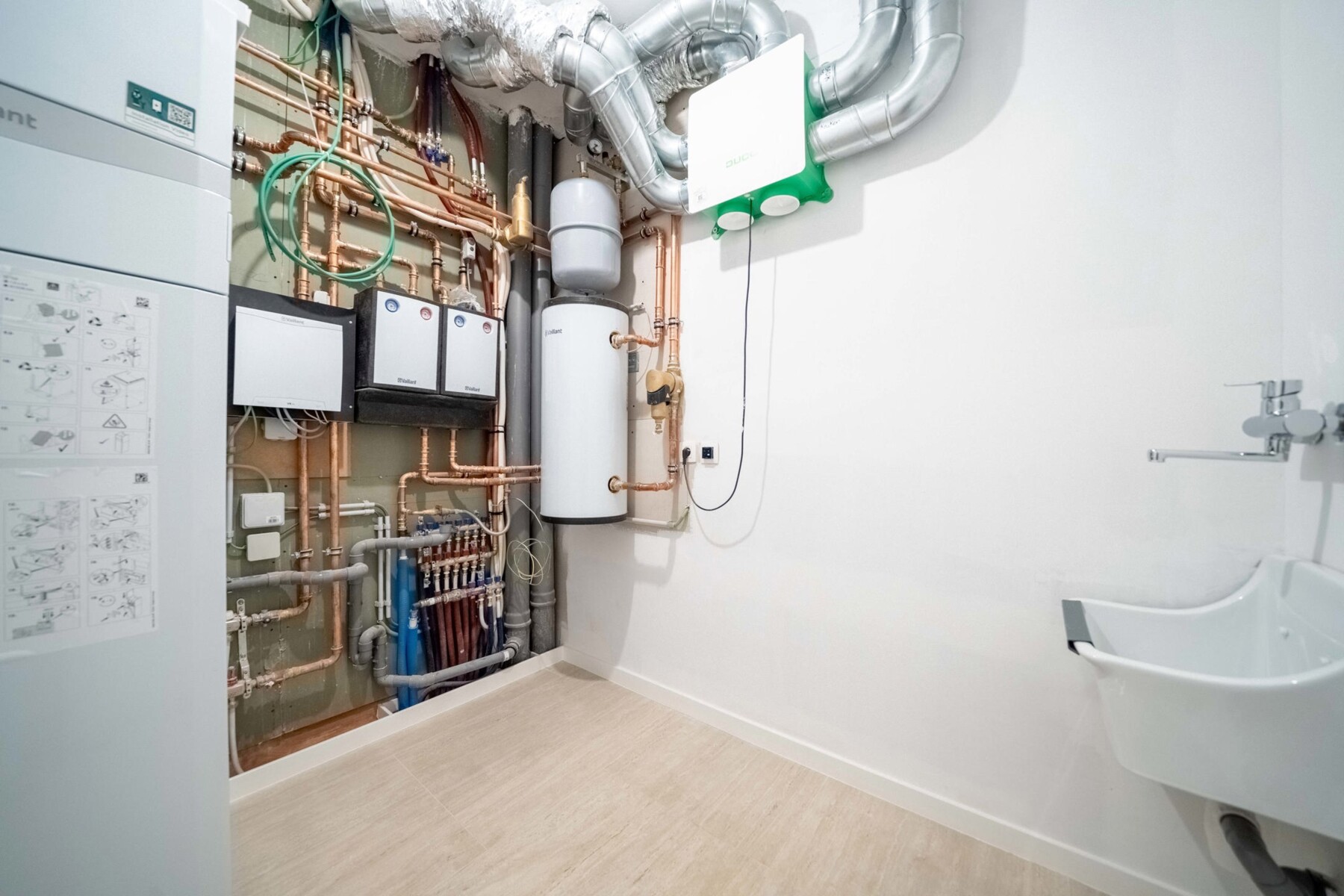 Hoogwaardig afgewerkte vernieuwbouwwoning in rustig straatje Moerbergstraat 7 2235 Hulshout 80464152