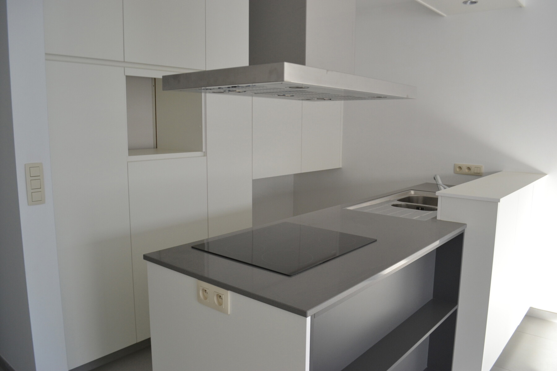 2 slaapkamer appartement met terras Kartuizersvest  64 2500 Lier 78469943