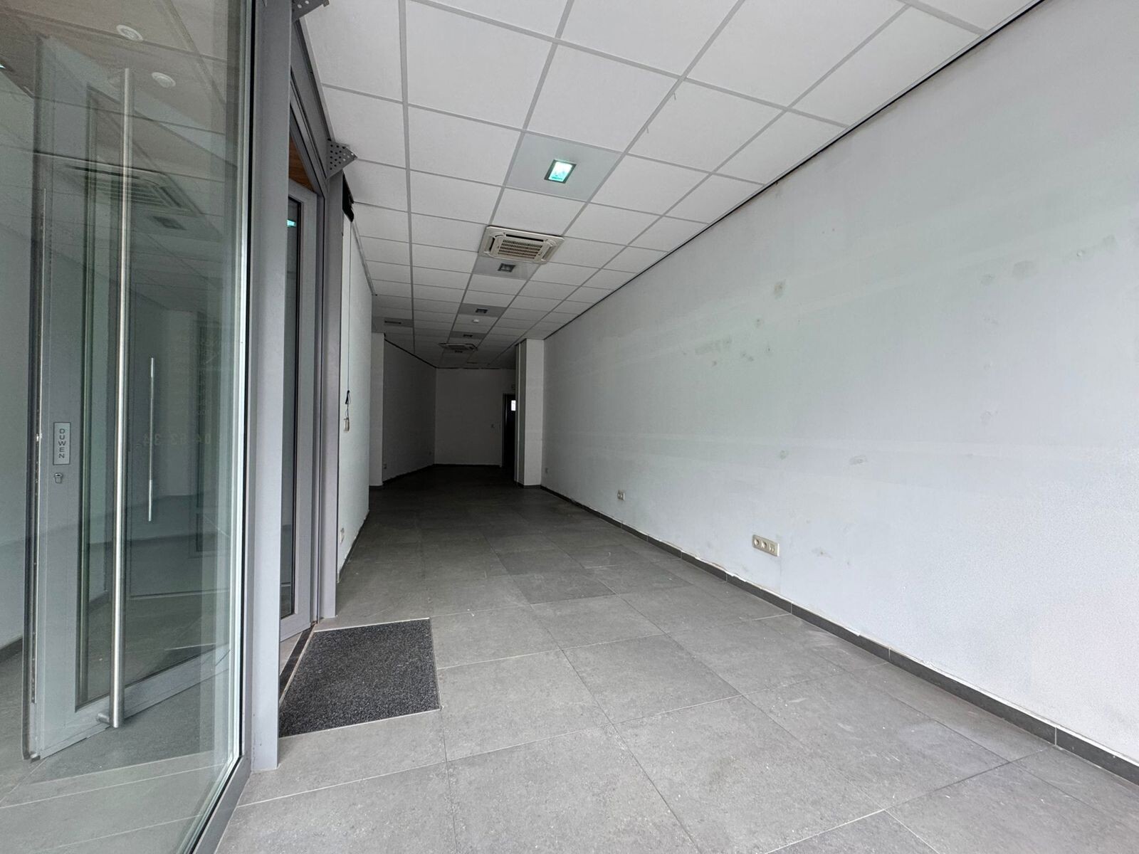 Commerci&euml;le ruimte Bergstraat 180 2220 Heist-op-den-Berg 81140158